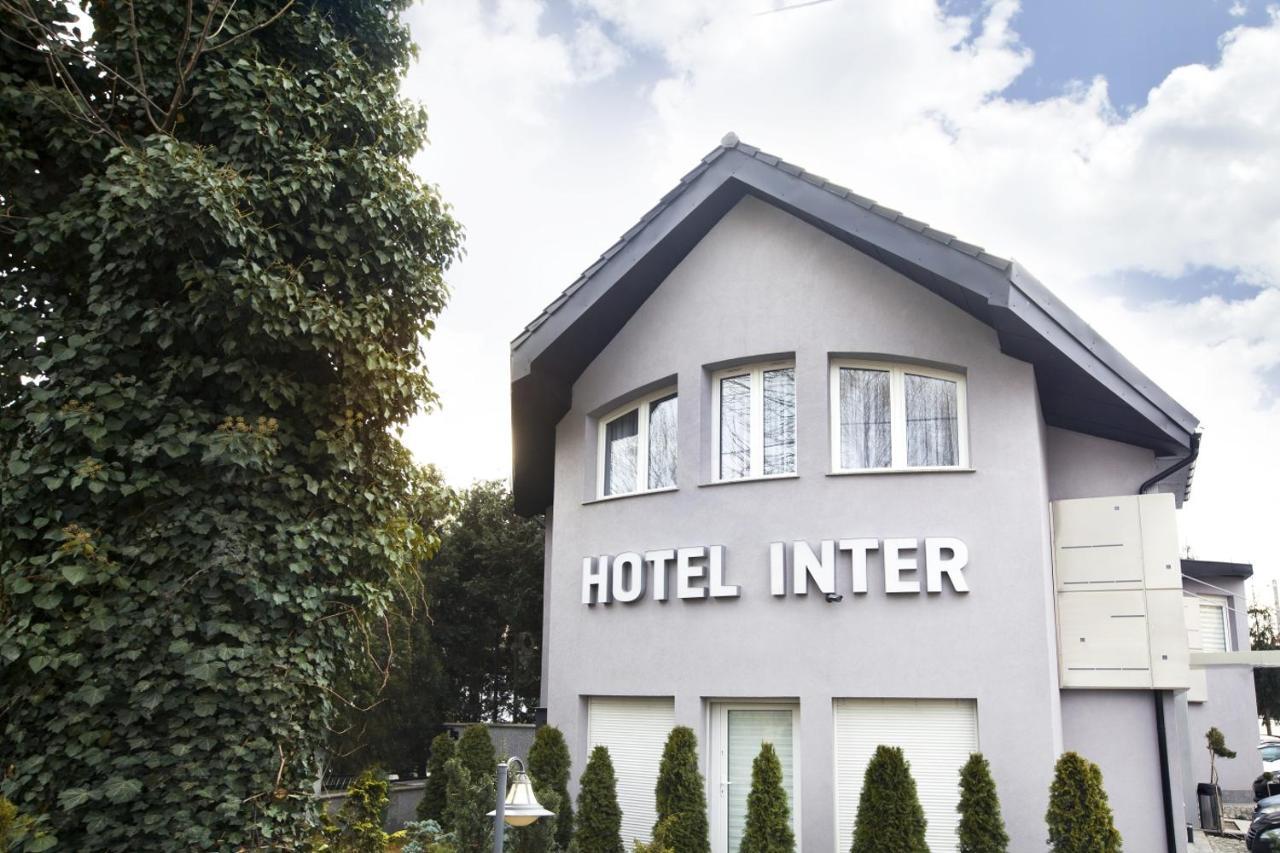 Hotel Inter Bielany Wrocławskie Exterior foto